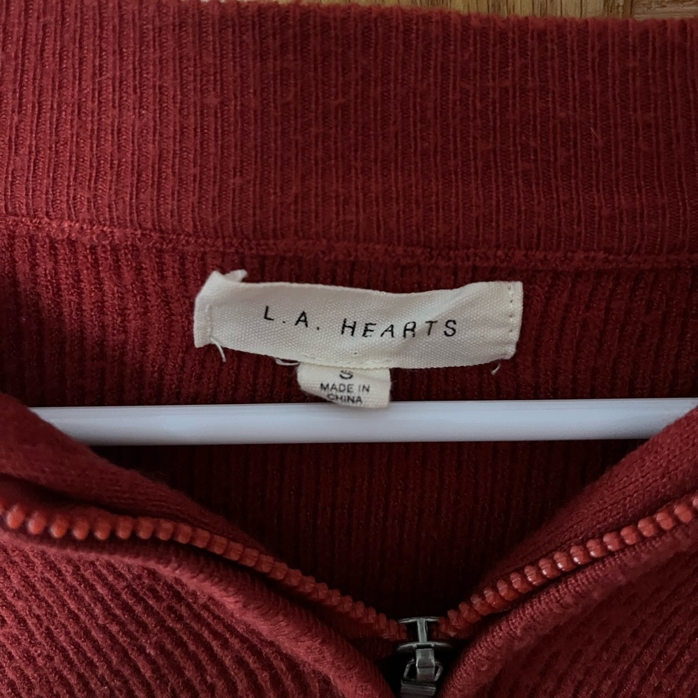 Cropped Sweater - Picture 5 of 5